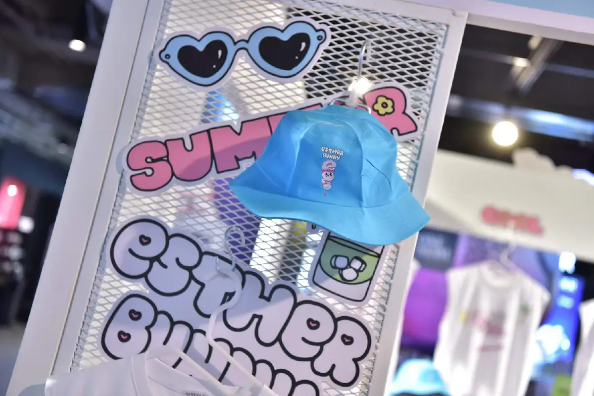 ชวนเที่ยวงาน Siam Center x Esther Bunny Summer Party