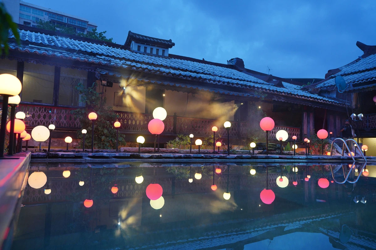 Awakening Bangkok – RE:VIVE ปลุกสีสันถนนวัฒนธรรม ชมงานศิลป์ผ่านแสงสีเสียง 