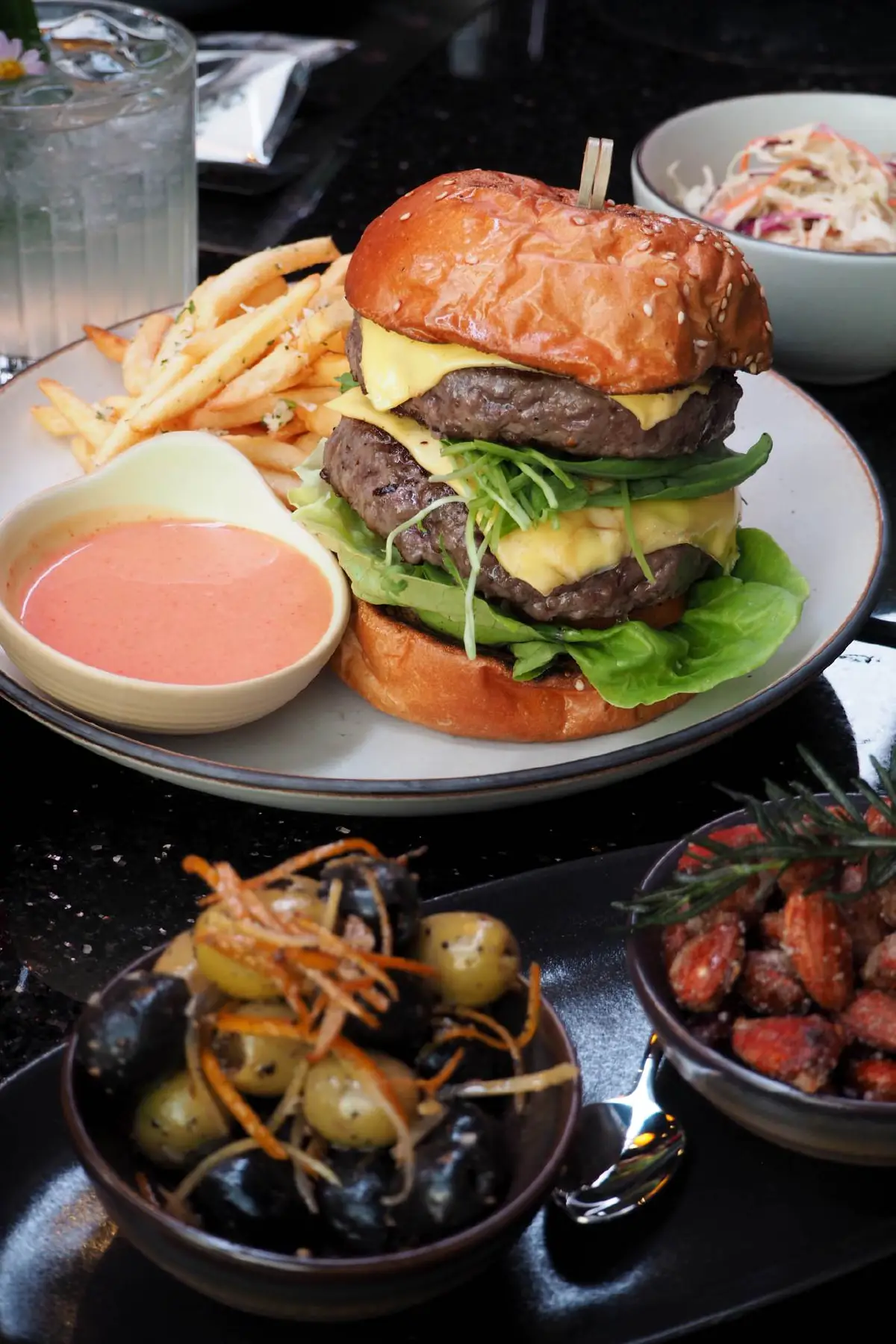 The Big Board สปอร์ตบาร์ Digital Investment แห่งแรกของไทยใจกลางมหานคร