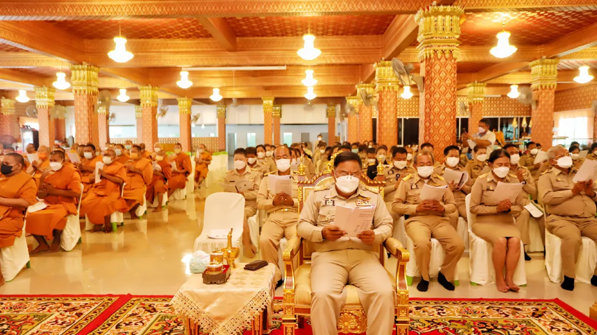 เมืองปทุมฯจัดพิธีเจริญพระพุทธมนต์ถวายพระพรชัยมงคล