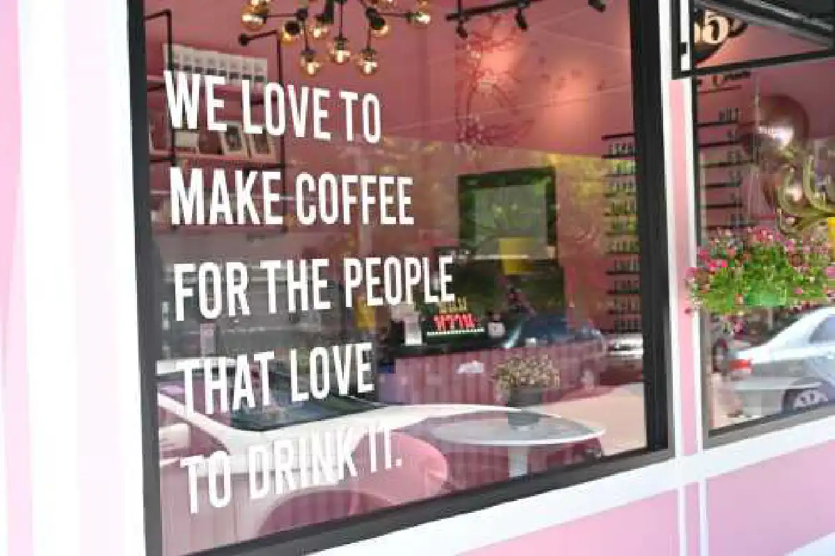 ‘สุกัญญาขนมไทย’ ต่อยอดสู่ 365 Coffee & Tea Corner คาเฟ่ขนมไทยสูตรโบราณ 