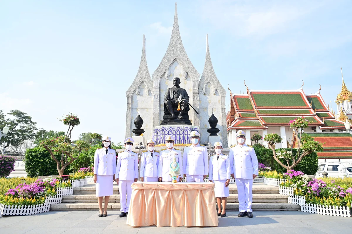 กปน. ร่วมวางพานพุ่มถวายราชสักการะ เนื่องในวันคล้ายวันพระบรมราชสมภพ พระบาทสมเด็จพระนั่งเกล้าเจ้าอยู่หัว