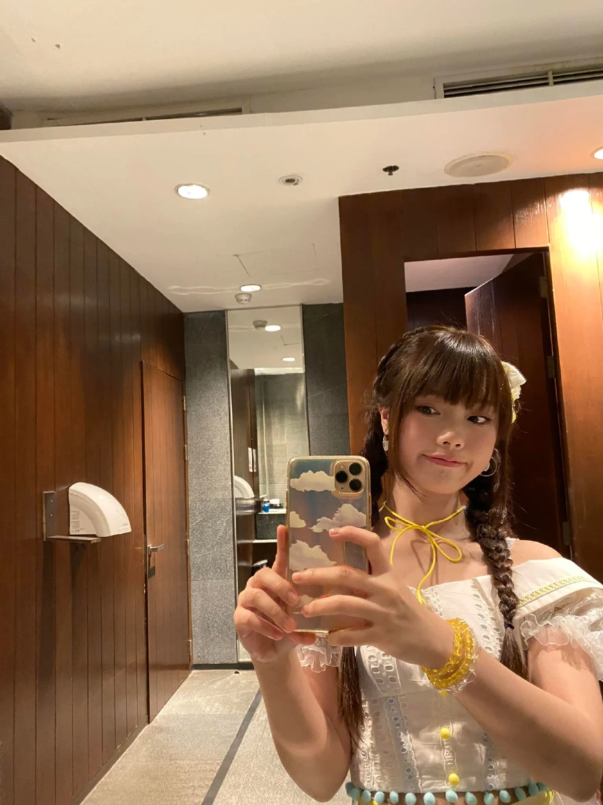 "มิวสิค BNK 48" เจอดีเข้าให้! เรียกวิญญาณกลางกองขณะถ่ายหนัง 