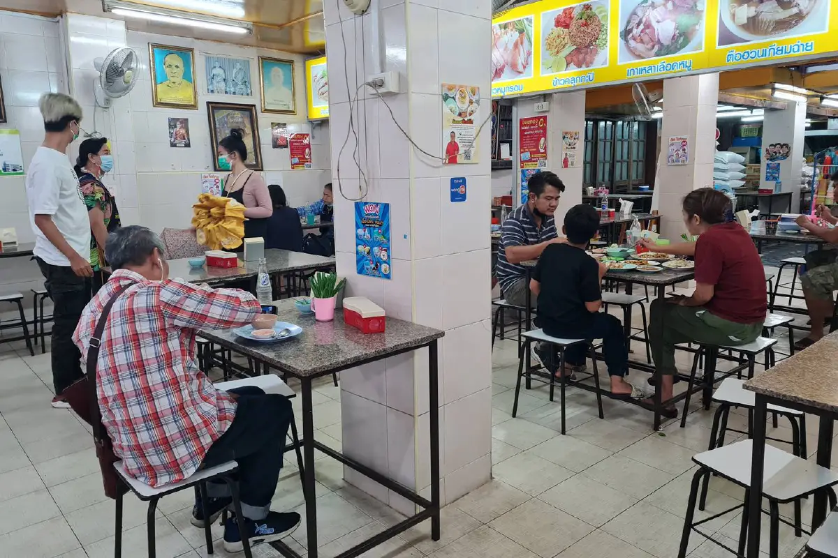 ทางรอดยุควัตถุดิบแพง! เจ้าของร้านข้าวมันไก่ลดค่าใช้จ่ายส่วนตัว