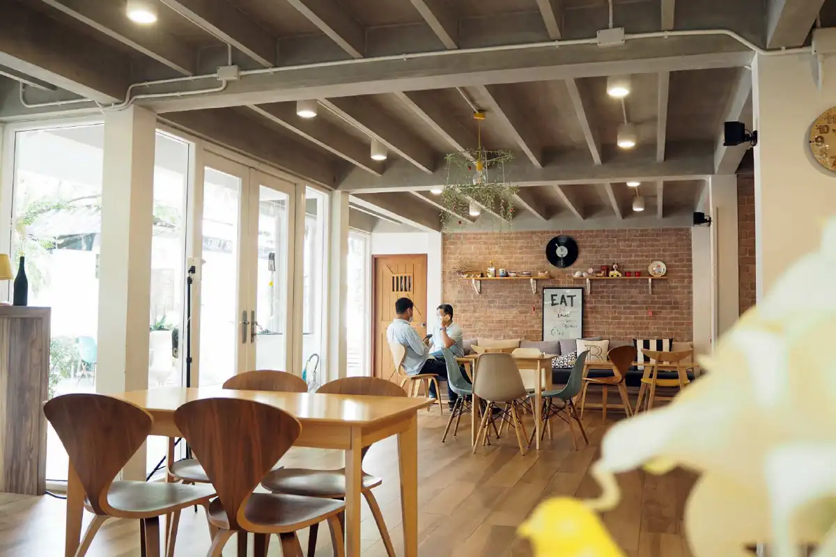 เพลิดเพลินกับอาหารและเครื่องดื่มสไตล์ Fusion Comfort Food ในพื้นที่สร้างสรรค์ @Early Bird Gets Coffee