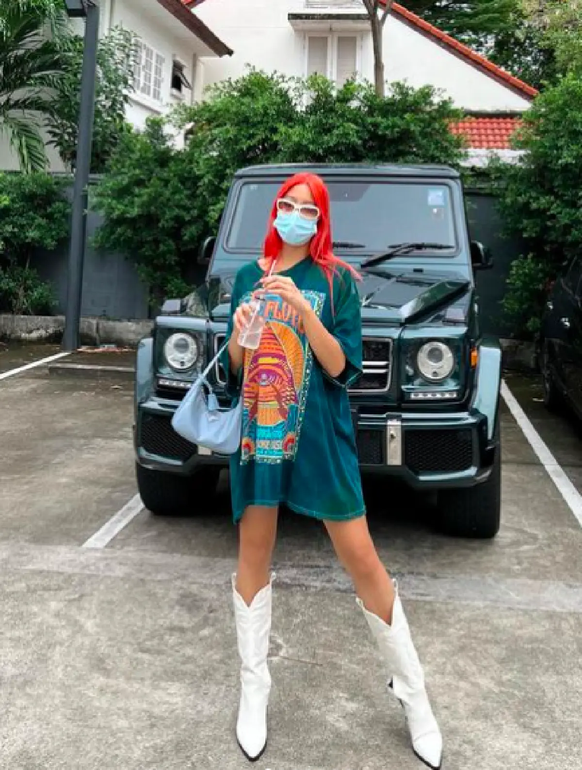 “หวาย ปัญธิษา” ปรับลุคใหม่อินเตอร์ขั้นสุด สีผมสุดแซ่บส้มประกายแดง