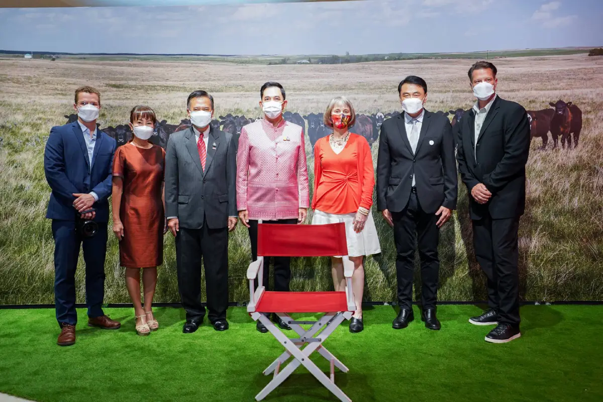 ชวนชมนิทรรศการ Take Your Seat Together ฉลองครบรอบ 60 ปีความสัมพันธ์ทางการทูตแคนาดา-ไทย