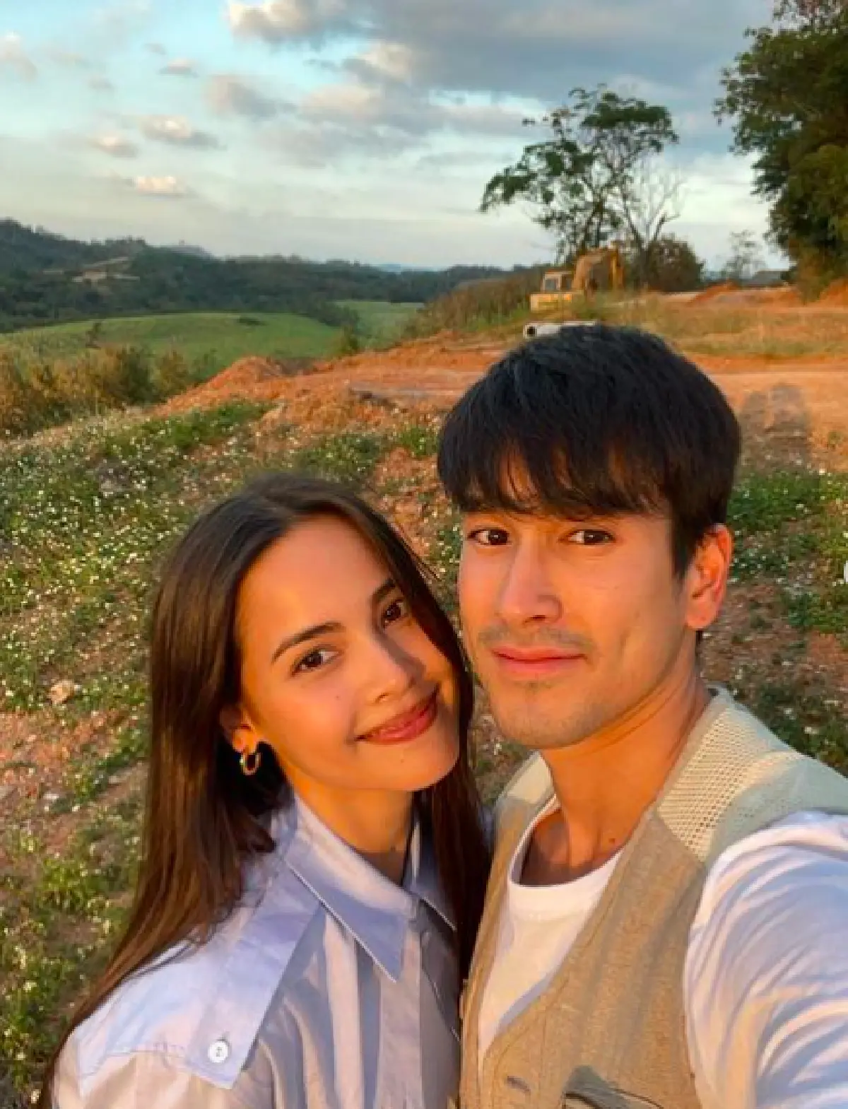 "ญาญ่า" เผย  "ณเดชน์" มอบทองคำแท่งหนัก 5 บาท ให้วันเกิด แต่นึกว่าช็อกโกแลต 