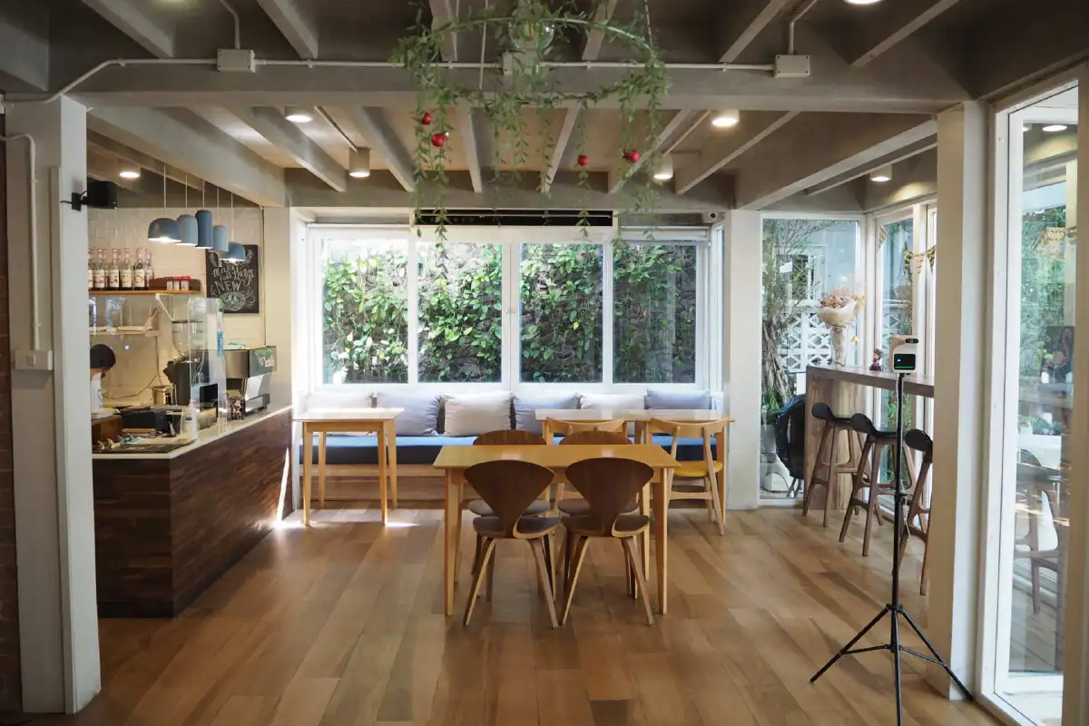 เพลิดเพลินกับอาหารและเครื่องดื่มสไตล์ Fusion Comfort Food ในพื้นที่สร้างสรรค์ @Early Bird Gets Coffee