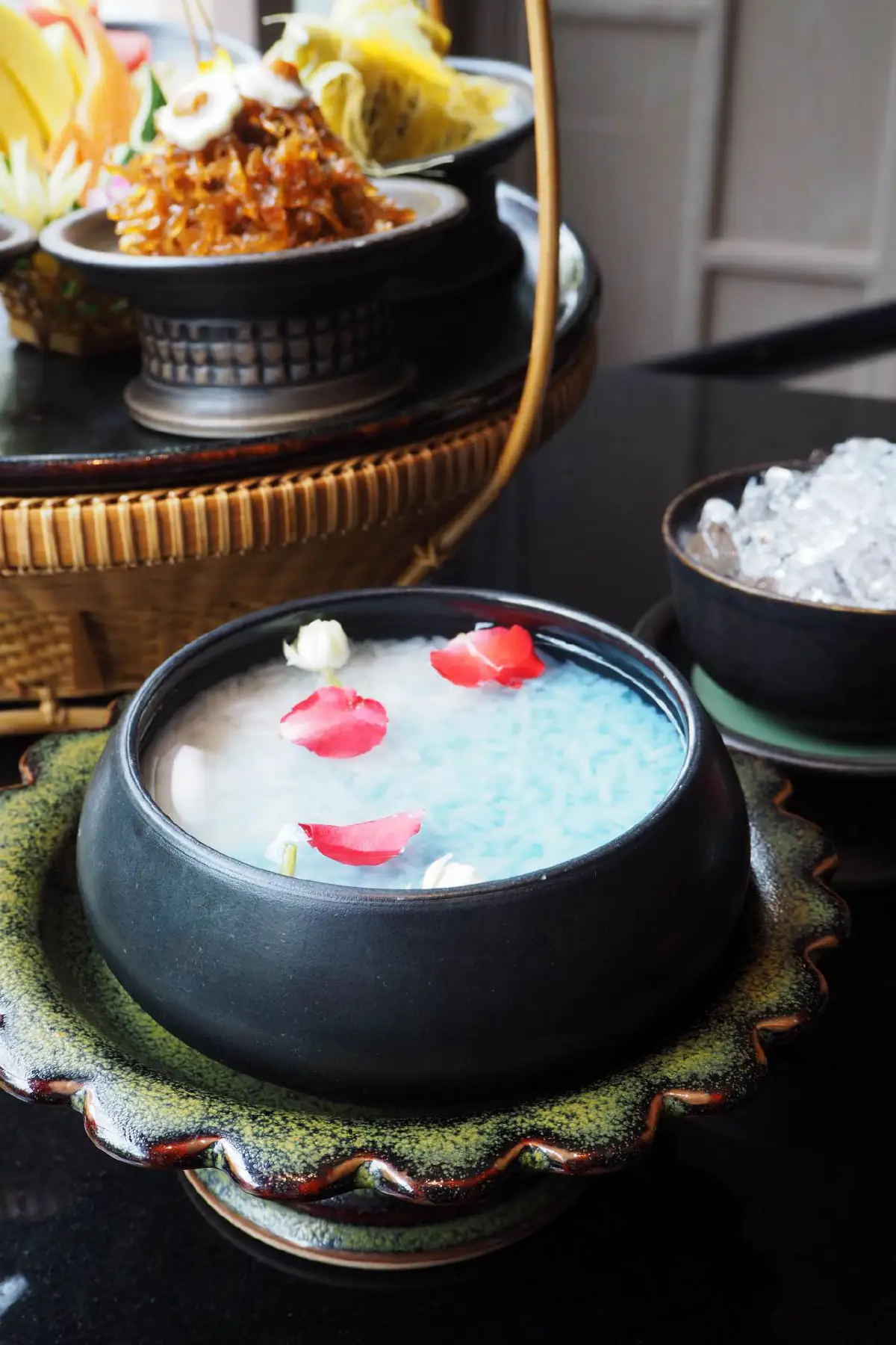 ดื่มด่ำความเป็นไทยแท้กับข้าวแช่ชาววัง ที่ห้องอาหาร The House of Smooth Curry