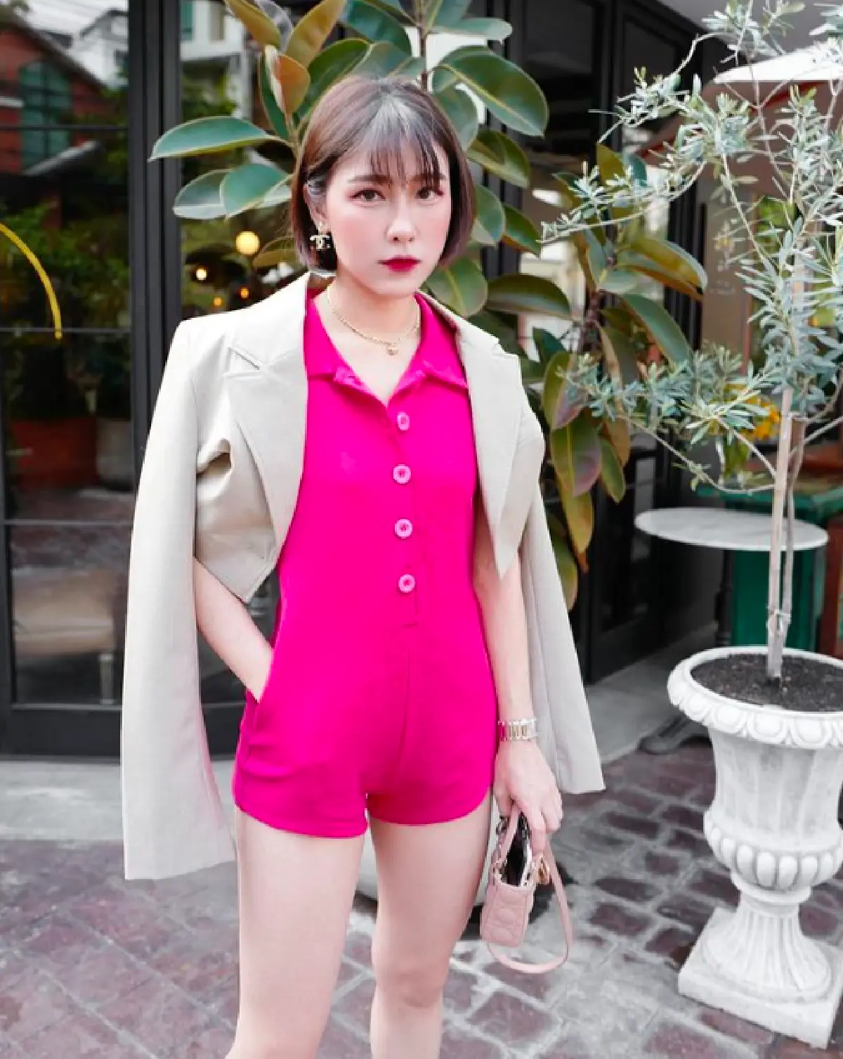 “แอปเปิ้ล” ภรรยา “ฟลุค จิระ” สุดหดหู่! ตรวจโควิด-19 แหย่จมูกถี่จนเลือดออก