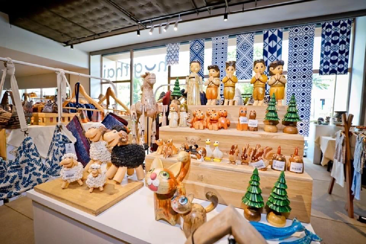 ฉลองเทศกาลสงกรานต์สุดยิ่งใหญ่ใจกลางกรุงเทพ CentralWorld Songkran Festival 2022 