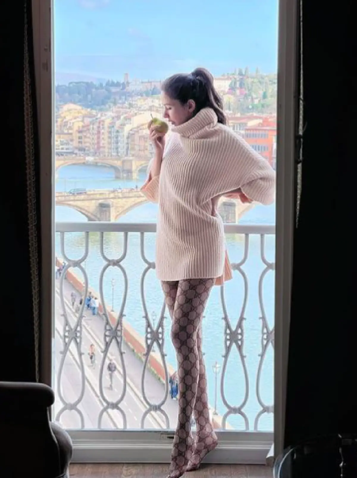  ลูกคนที่ 2 ต้องมา! “กรณ์-ศรีริต้า” บินลัดฟ้าฮันนีมูน หวานฉ่ำกลางอากาศ