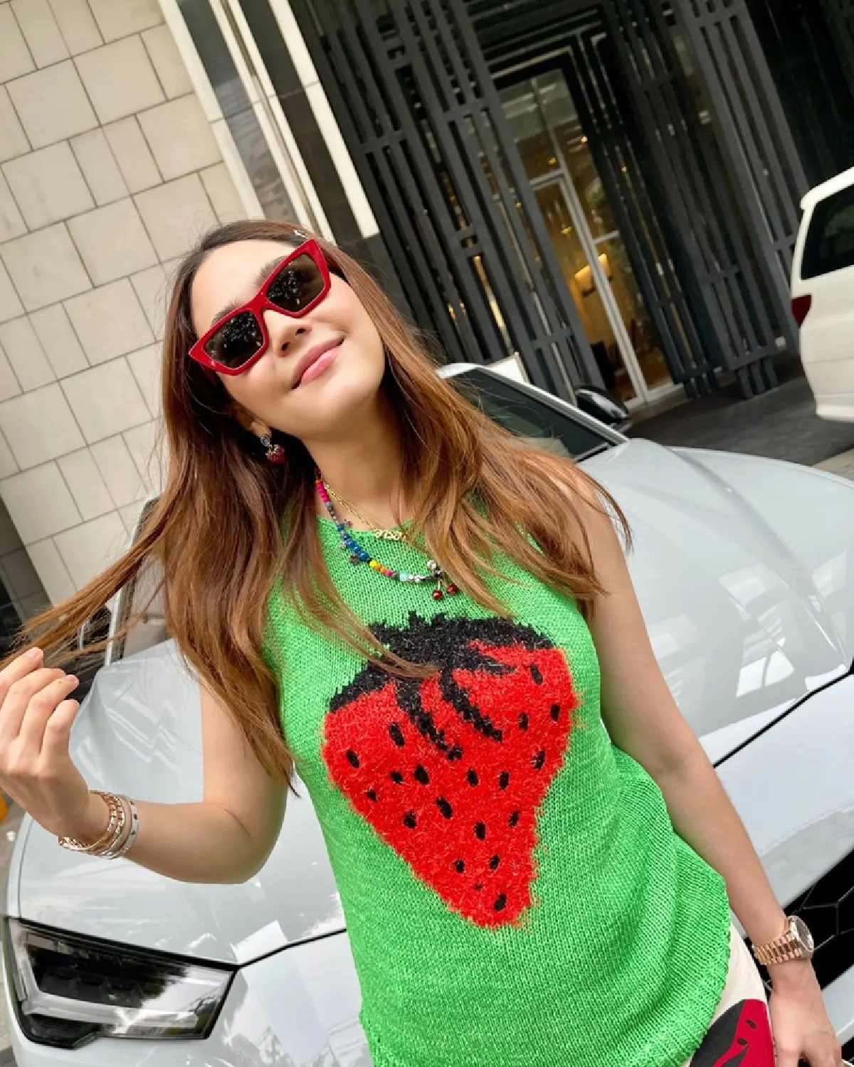 “ชมพู่ อารยา” กลับมามีหุ่นเป๊ะแล้ว! งงมากไปคลอดลูกหรือขับรถผ่านรพ.