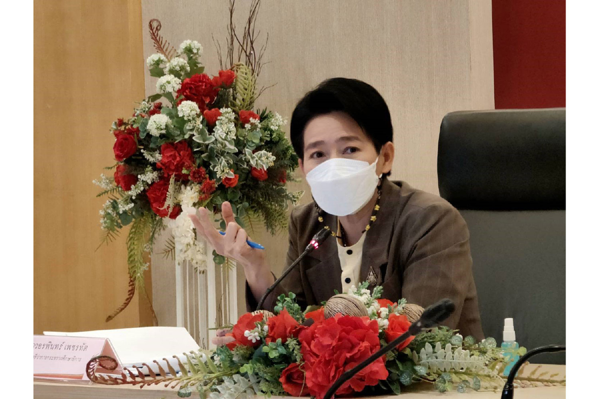 “อาชีวะ เดินหน้าขับเคลื่อนการผลิตและพัฒนากำลังคนอาชีวศึกษาด้านอุตสาหกรรมยานยนต์ไฟฟ้า (EV) ตอบโจทย์การพัฒนาประเทศ” “อาชีวะ เดินหน้าขับเคลื่อนการผลิตและพัฒนากำลังคนอาชีวศึกษาด้านอุตสาหกรรมยานยนต์ไฟฟ้า (EV) ตอบโจทย์การพัฒนาประเทศ”