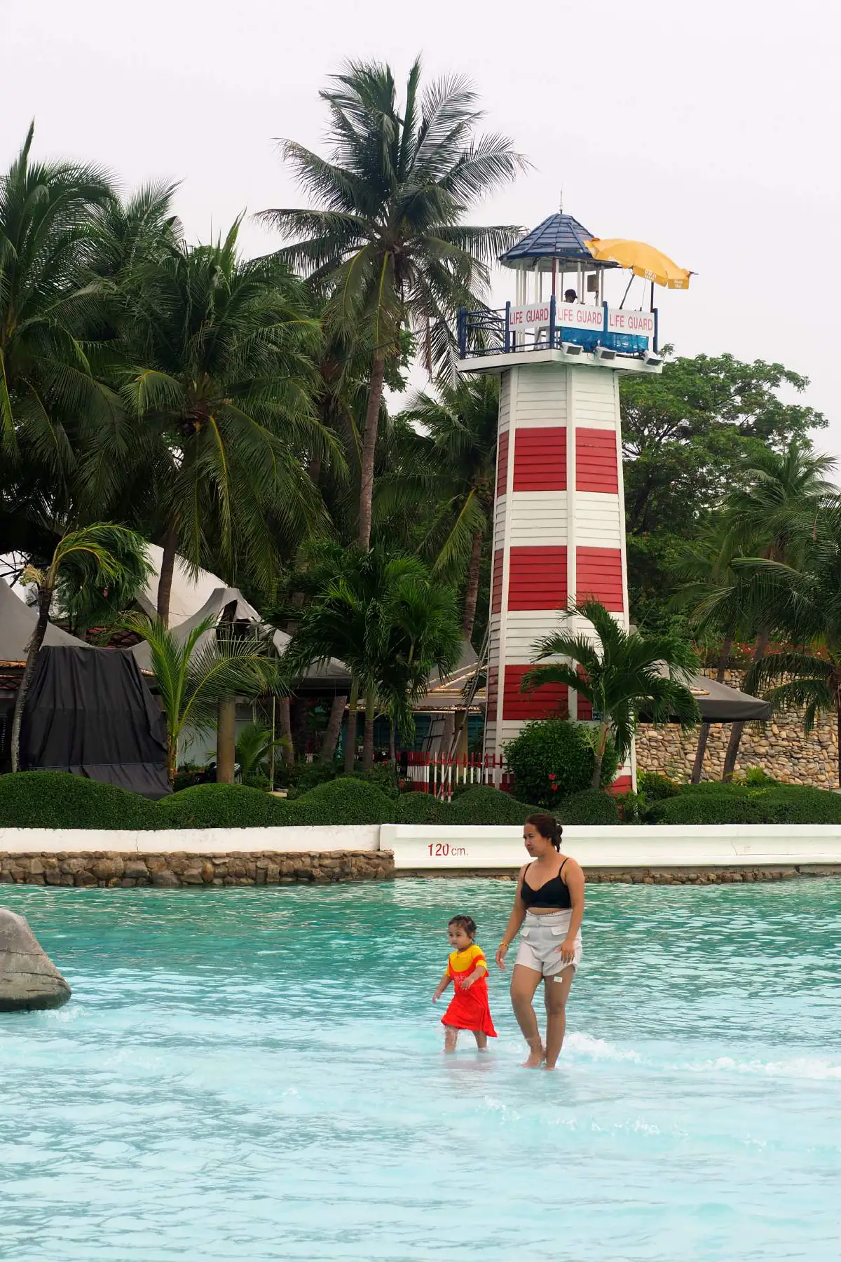 หนีร้อนมาพึ่ง 'น้ำ' @สยามอะเมซิ่งพาร์ค