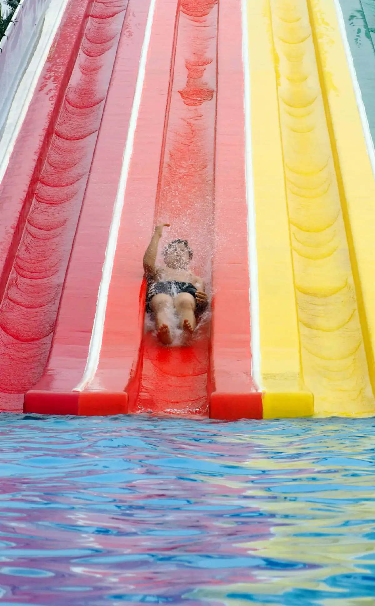 หนีร้อนมาพึ่ง 'น้ำ' @สยามอะเมซิ่งพาร์ค