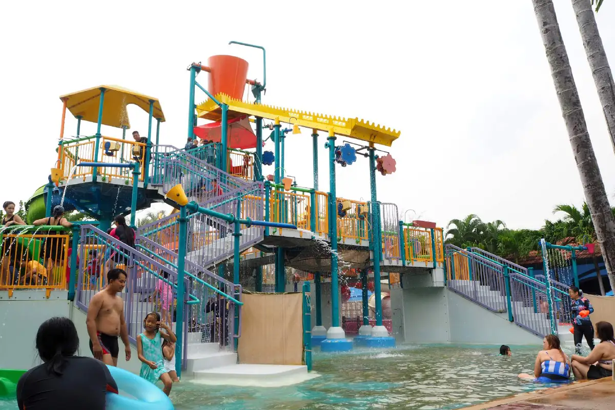 หนีร้อนมาพึ่ง 'น้ำ' @สยามอะเมซิ่งพาร์ค