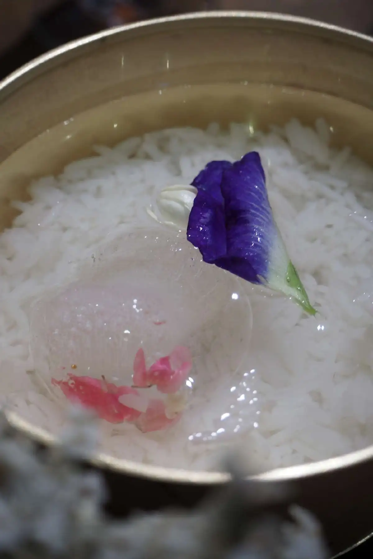 ต้อนรับปีใหม่ไทยด้วยเมนู “ข้าวแช่” ณ ห้องอาหาร สยาม ที รูม