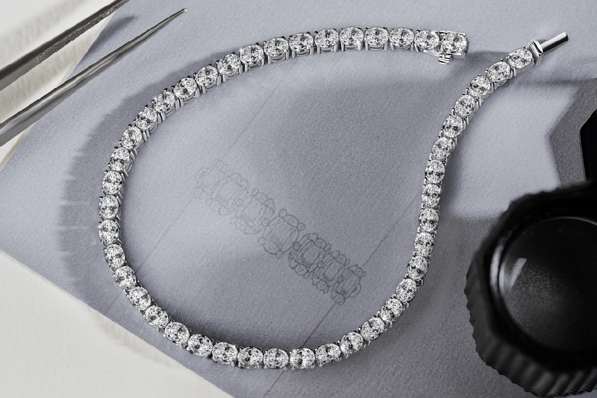 จุดประกายความแวววาวให้กับฤดูร้อน ด้วย THE PROMISE OVAL DIAMOND COLLECTION