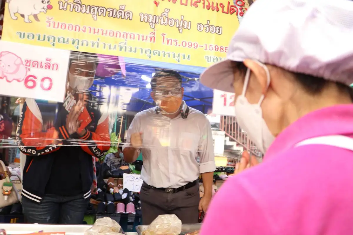 "วิโรจน์"ลุยหาเสียงลั่นทำให้คนเมืองเท่ากัน