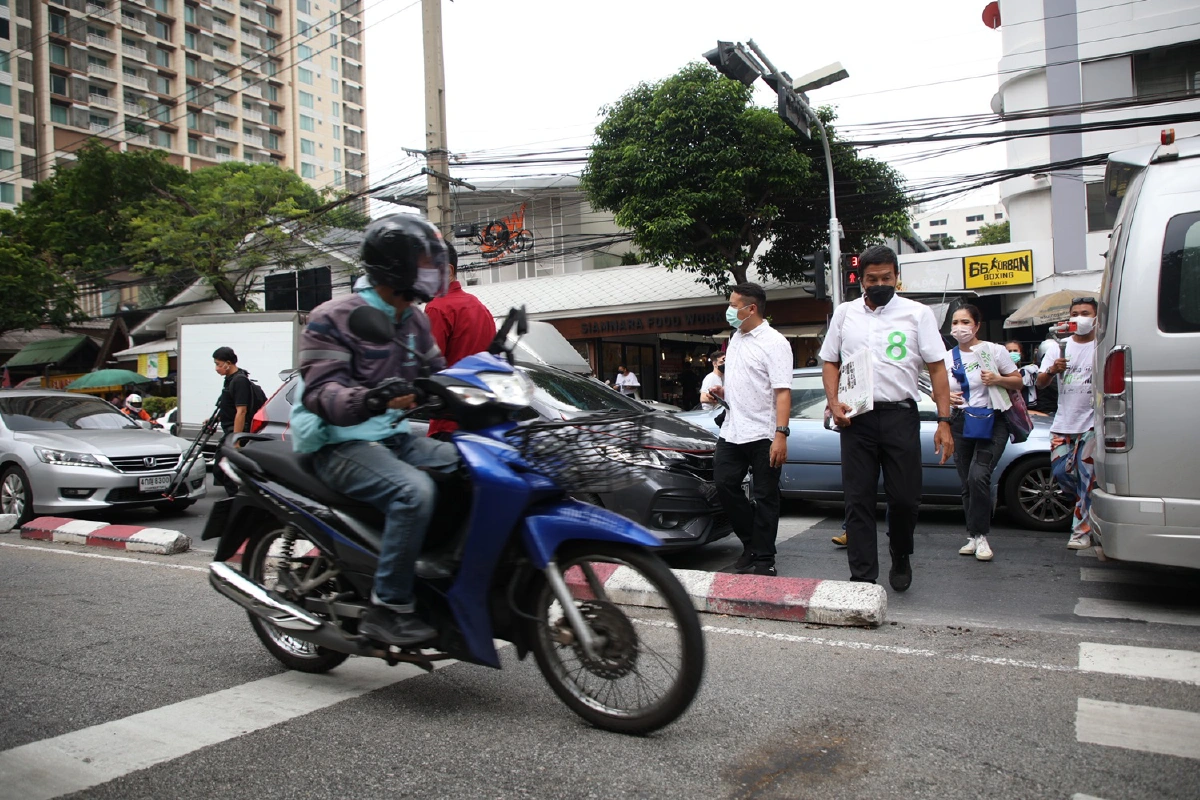 "ชัชชาติ"ชูนโยบายเร่งด่วนทางม้าลายปลอดภัย ติดไฟเพิ่มความสว่าง