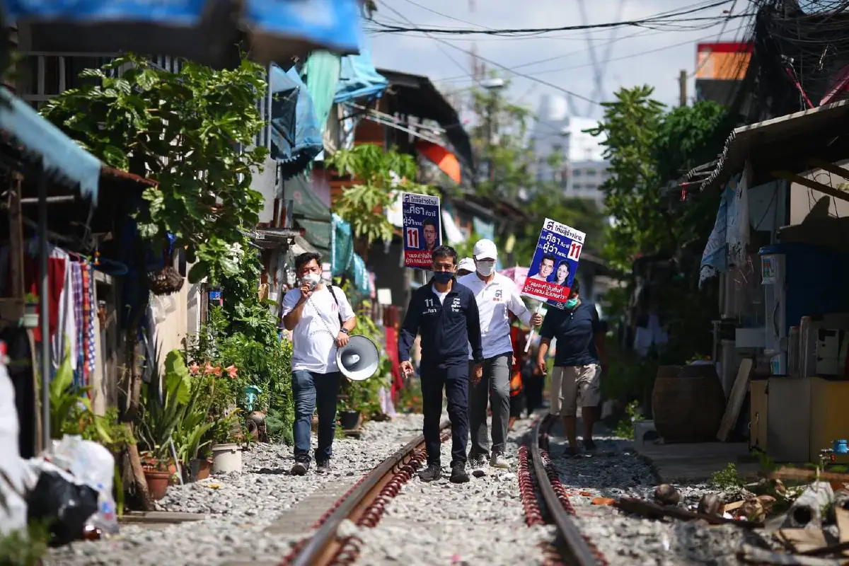 "ศิธา"อ้อนชาวคลองเตย ขอคะแนนถิ่นเก่า เคยเป็นอดีตสส.2สมัย