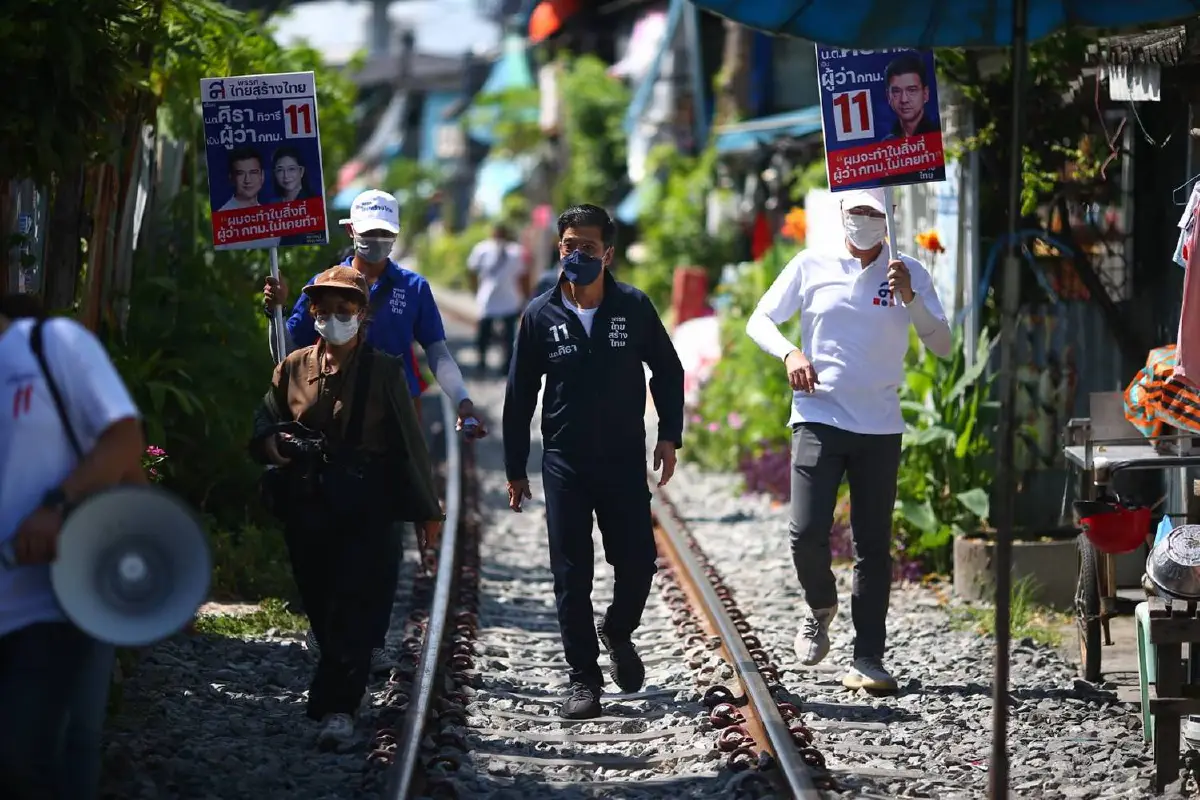 "ศิธา"อ้อนชาวคลองเตย ขอคะแนนถิ่นเก่า เคยเป็นอดีตสส.2สมัย