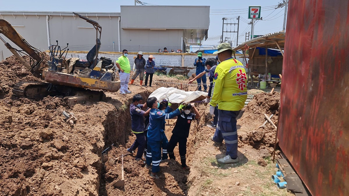 สลด!ดินสไลด์ทับคนงานก่อสร้างโรงไฟฟ้ากฟผ.ดับ1เจ็บ3