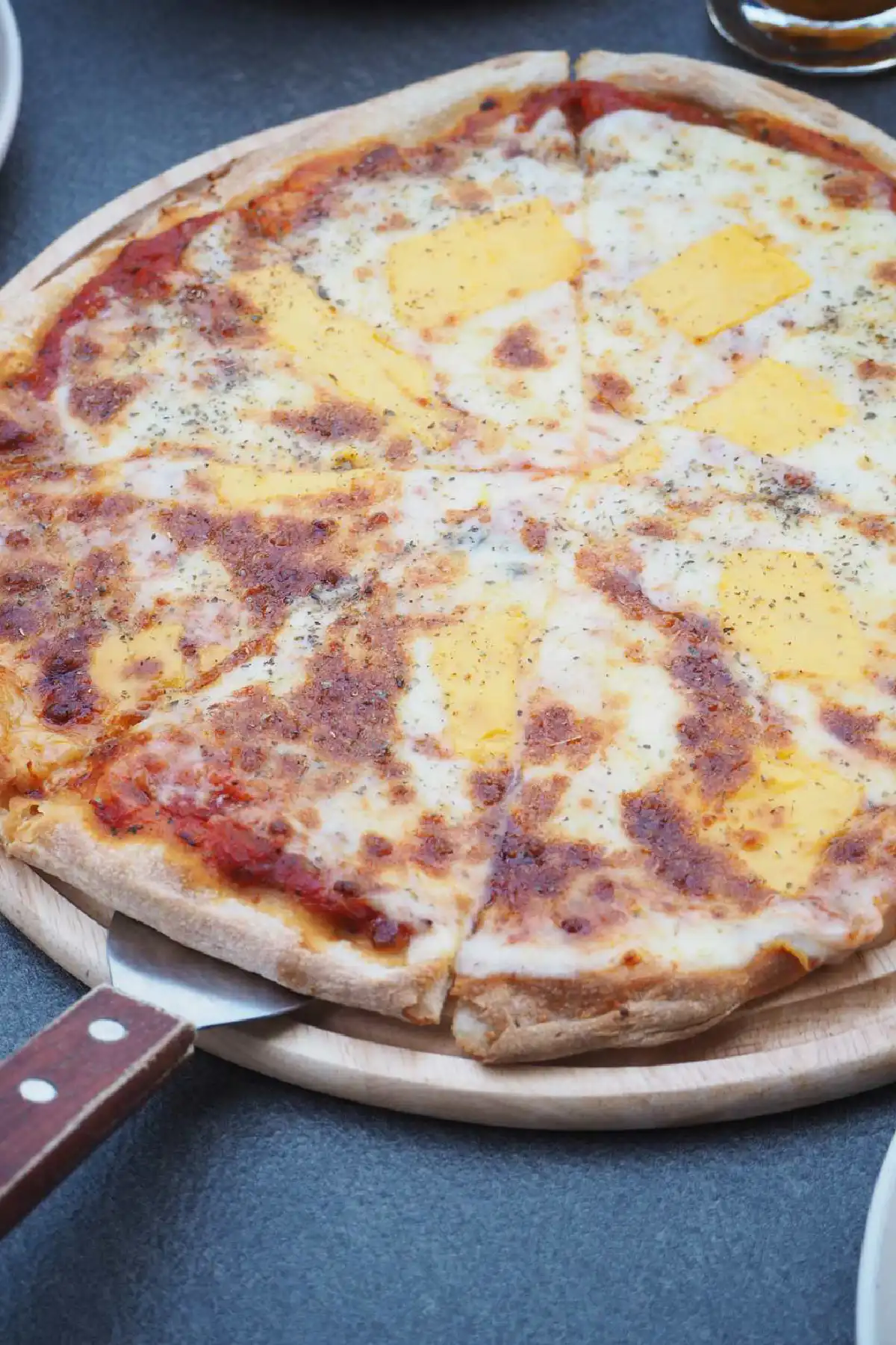 สำเริงอารมณ์บนดาดฟ้ายามราตรี ที่ 'The Press Sky Bar'