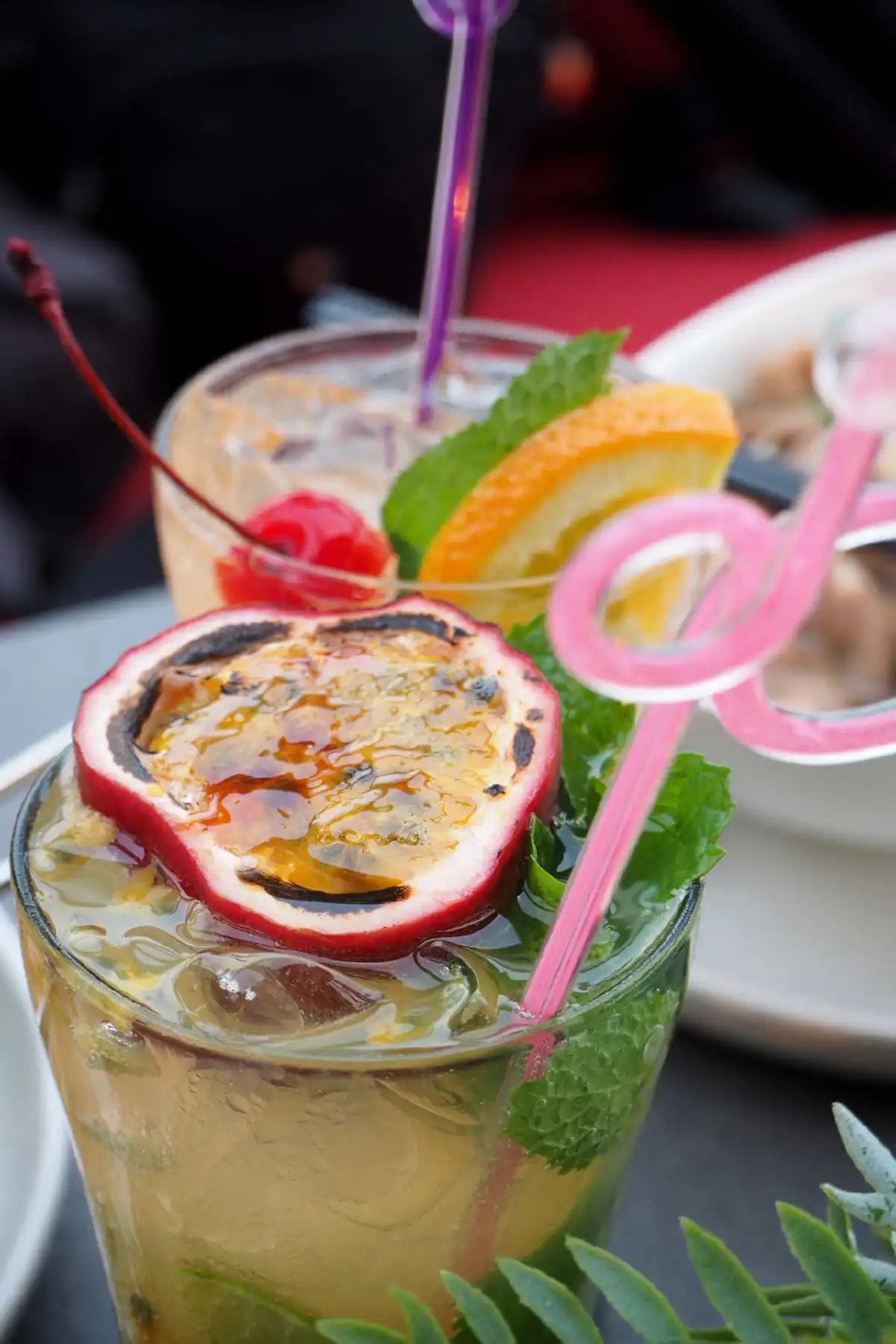 สำเริงอารมณ์บนดาดฟ้ายามราตรี ที่ 'The Press Sky Bar'