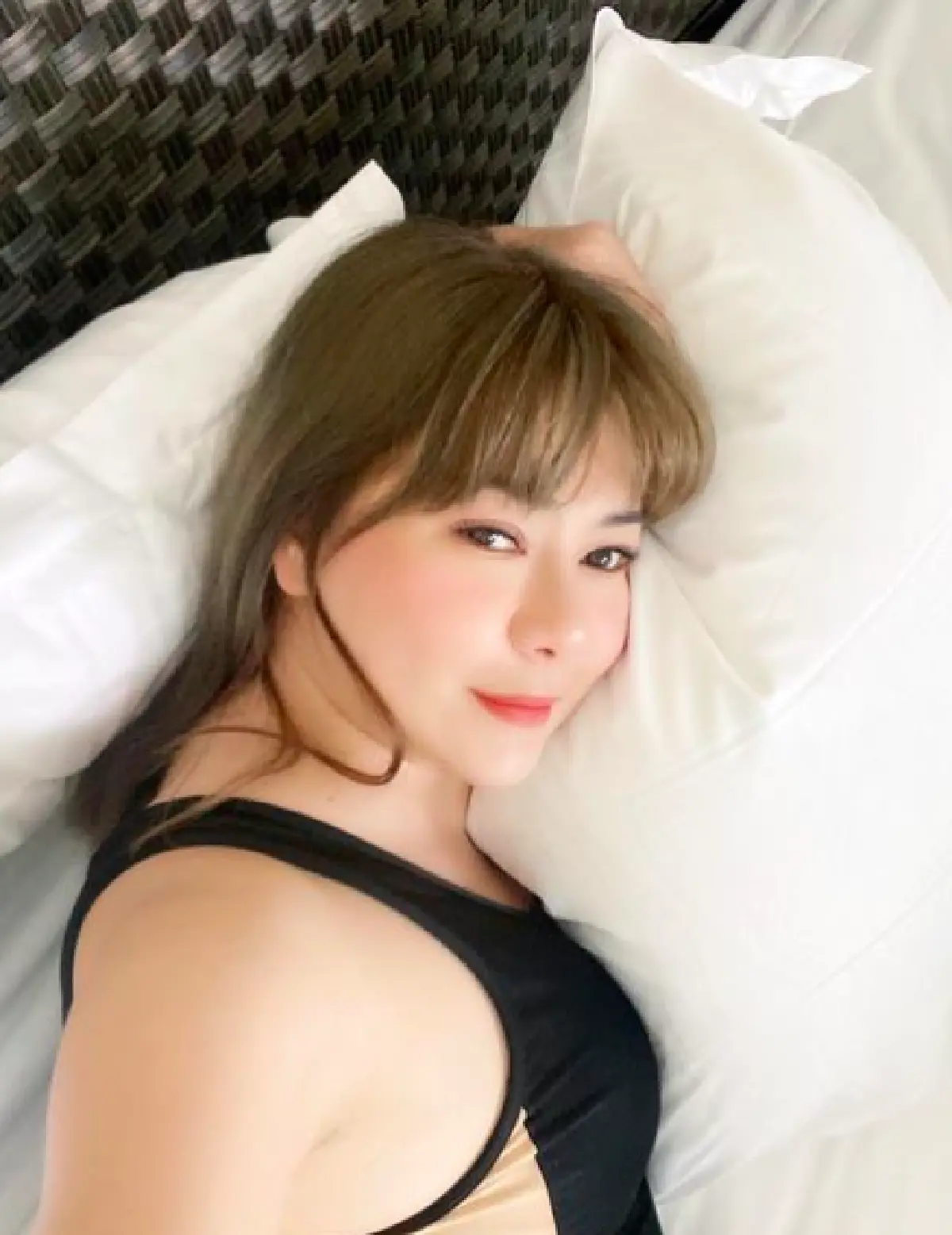 “โอ๋ ภัคจีรา” รีวิวงานแม่บ้าน แต่ชุดแซ่บแย่งซีนขั้นสุด!