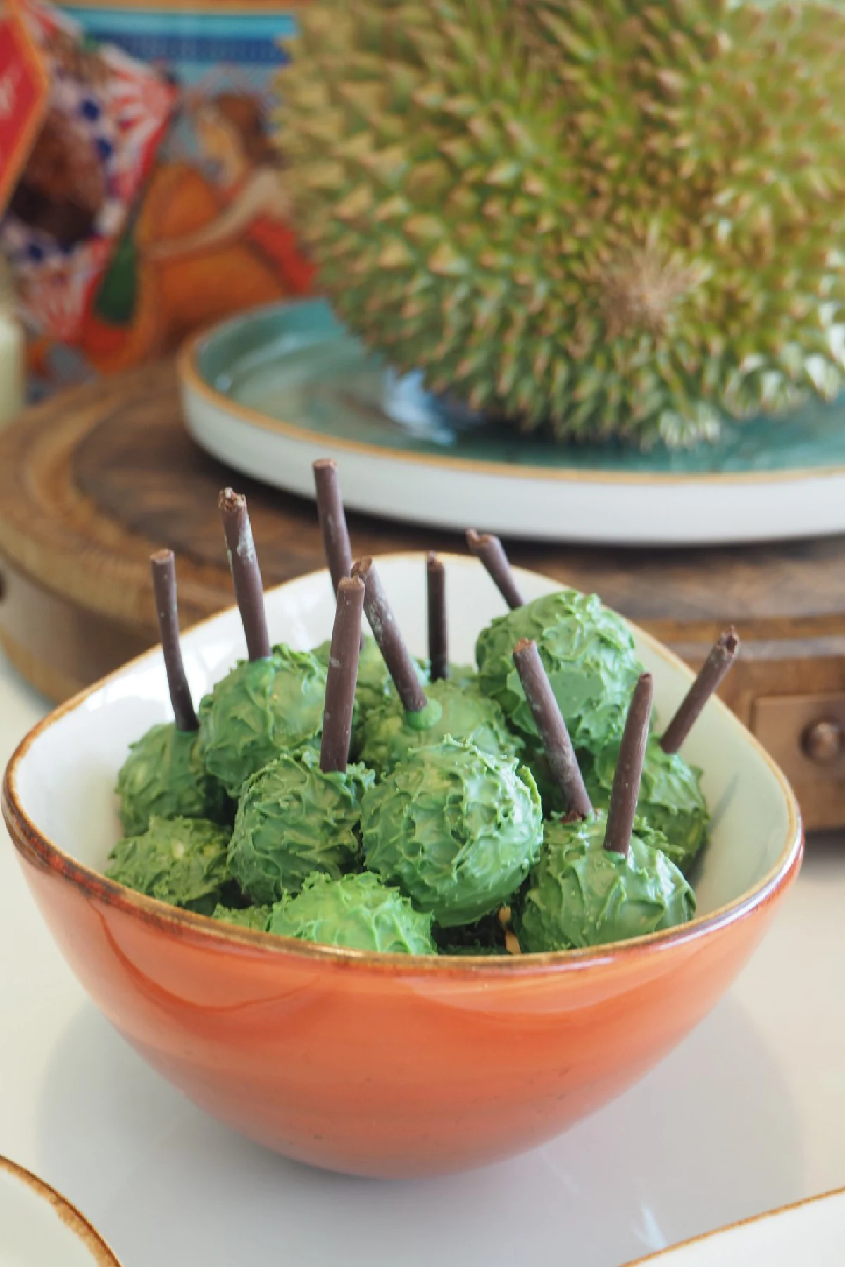 จาก 'ทุเรียน' ราชาแห่งผลไม้ สู่สุดยอด Pastry ที่รังสรรค์สุดฝีมือ