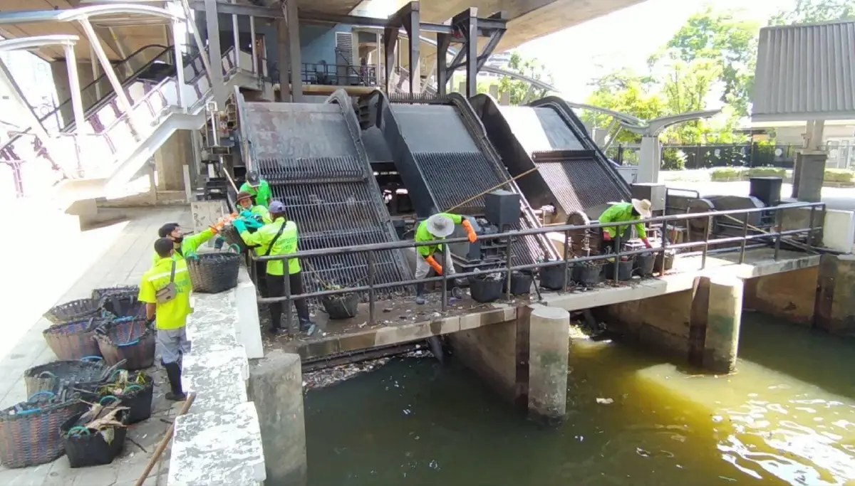 กทม.ประกาศความพร้อมในทุกด้านเตรียมรับมือฤดูฝนถล่มกรุง