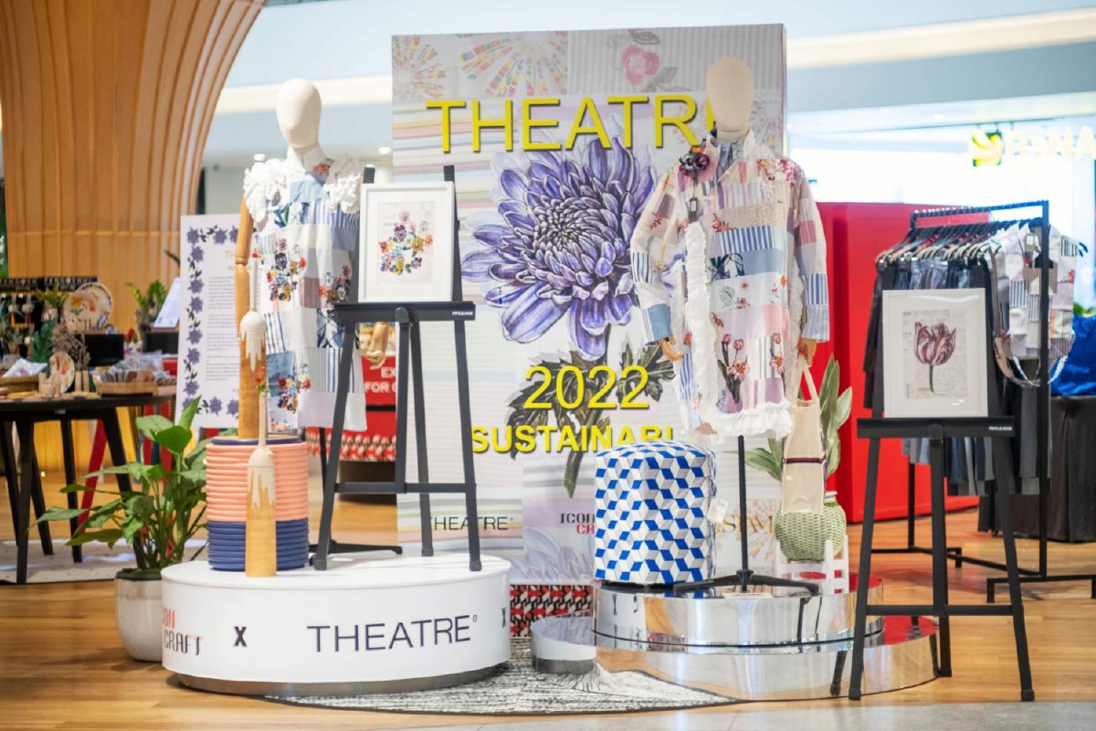 ไอคอนคราฟต์ จับมือ Theatre เปิดตัวคอลเลคชั่น Theatre 2022 - Sustainable ไอคอนคราฟต์ จับมือ Theatre เปิดตัวคอลเลคชั่น Theatre 2022 - Sustainable