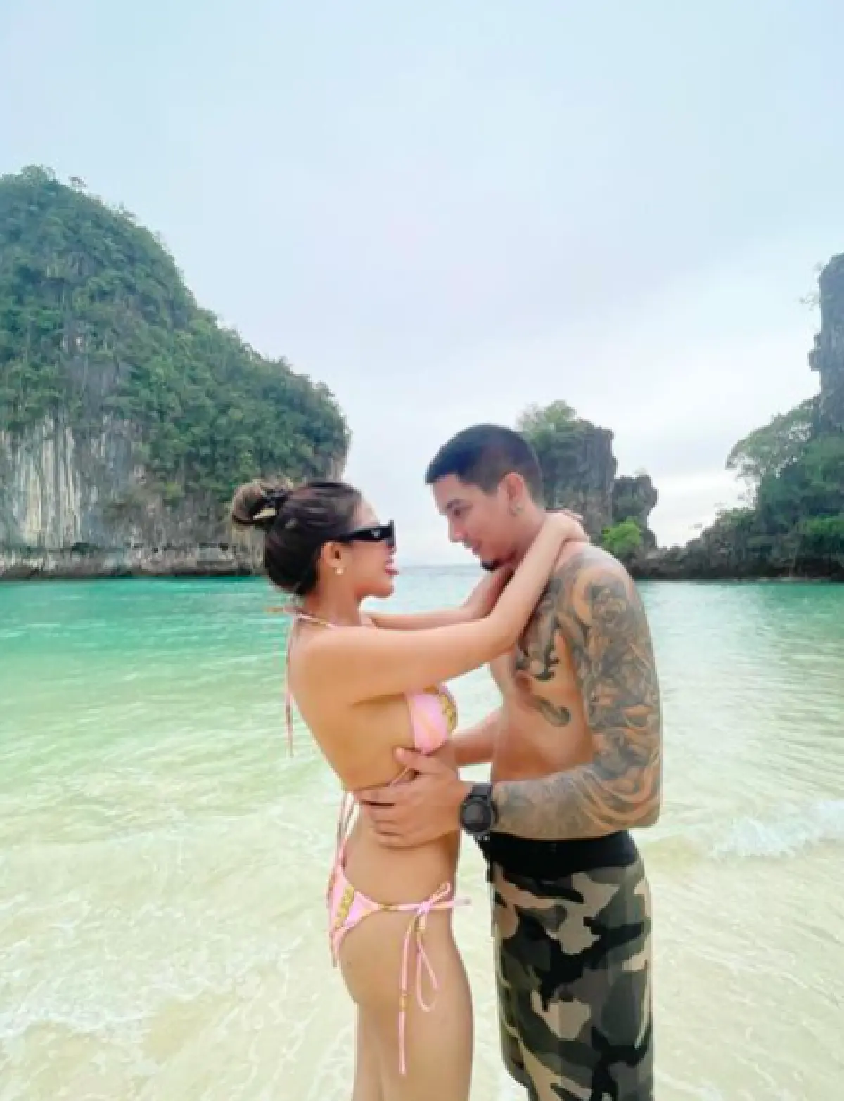 จะผูกหรือจะถอด! “ใบเตย-ดีเจแมน" กับซีนหวานริมทะเล