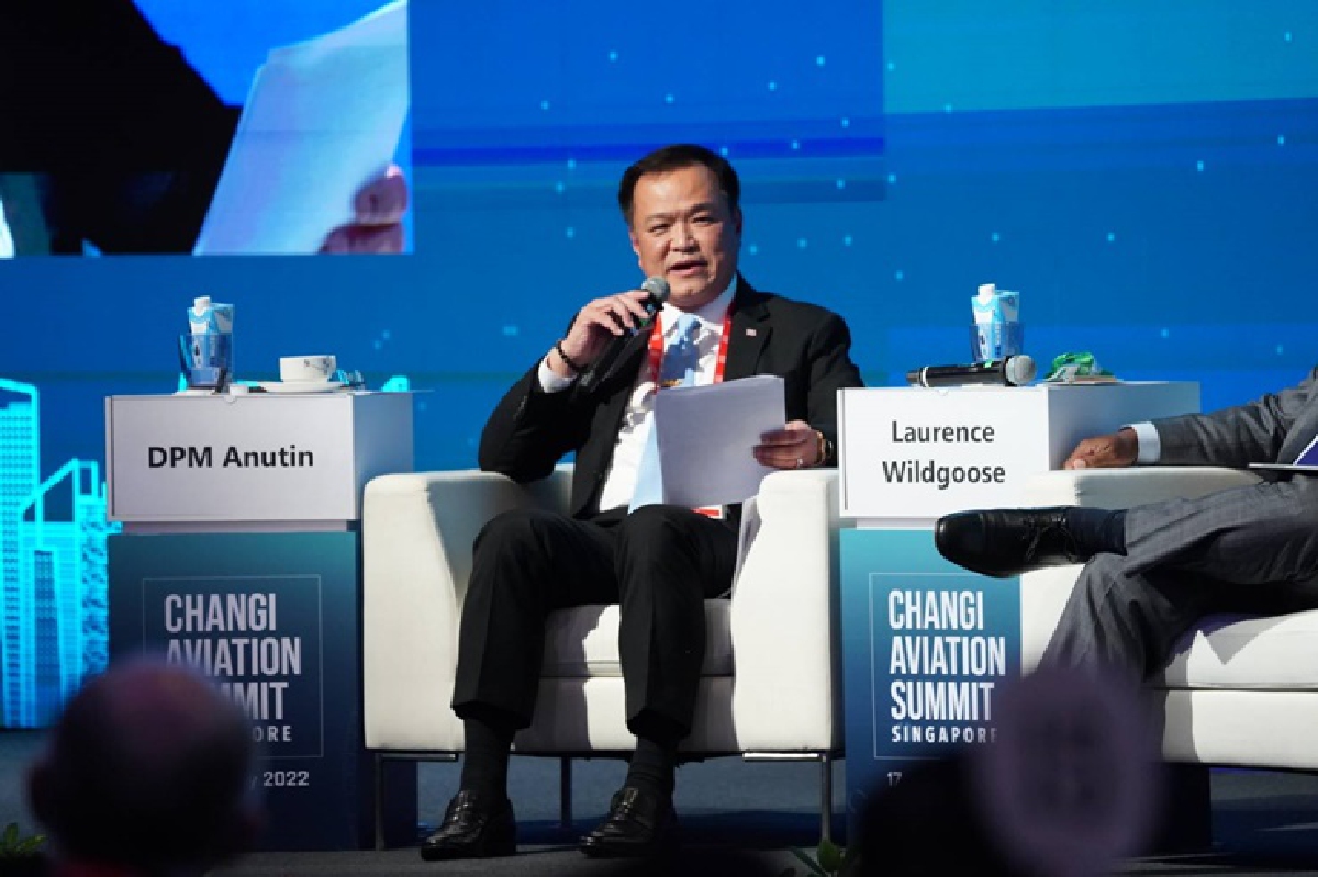 "อนุทิน" ร่วมประชุมสุดยอดชางฮี หนุนอุตสาหกรรมการบิน "อนุทิน" ร่วมประชุมสุดยอดชางฮี หนุนอุตสาหกรรมการบิน