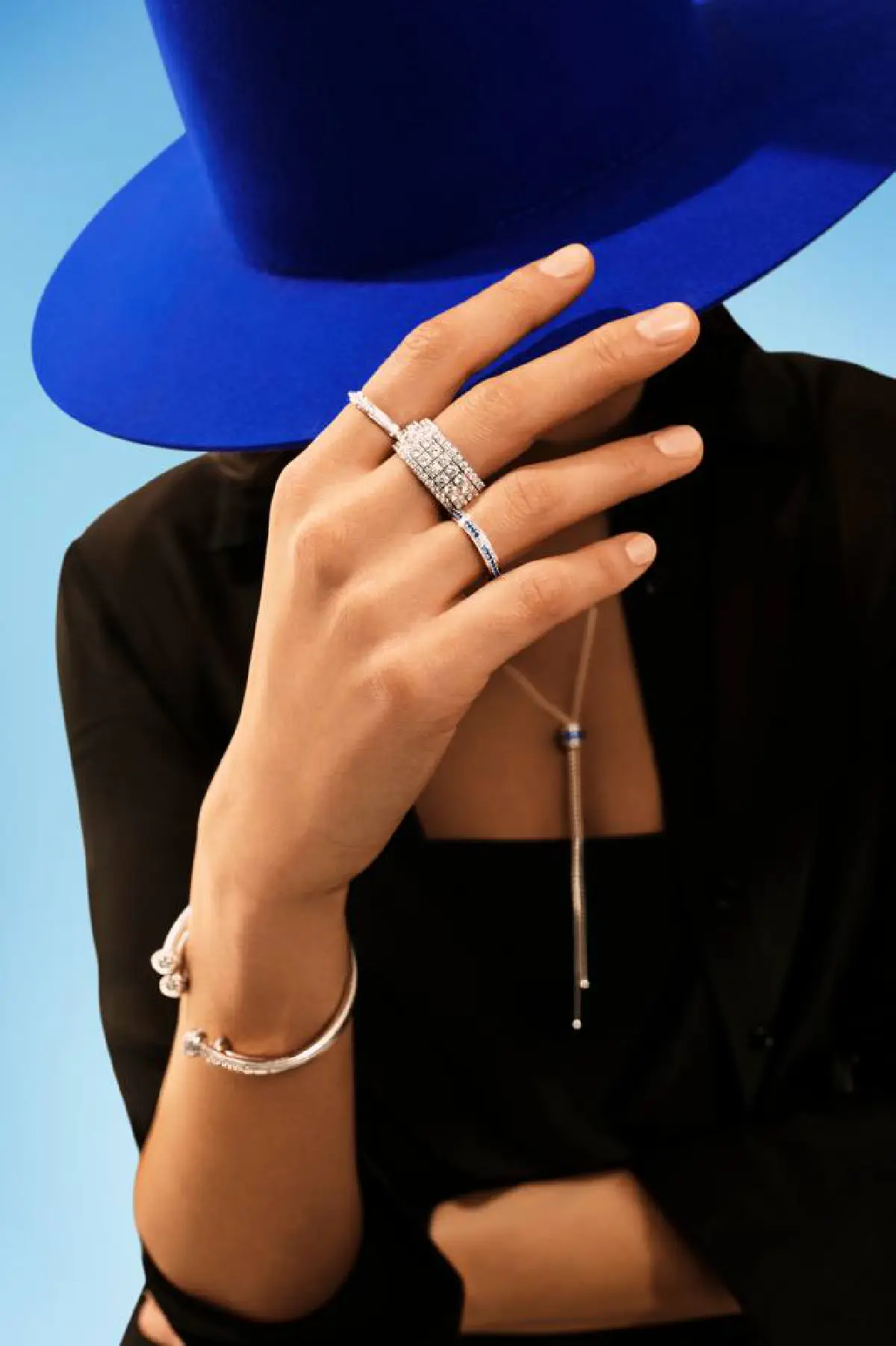 TURN LIFE ON WITH PIAGET POSSESSION : ความเรียบง่ายที่ไม่ธรรมดาของคอลเลคชั่น POSSESSION