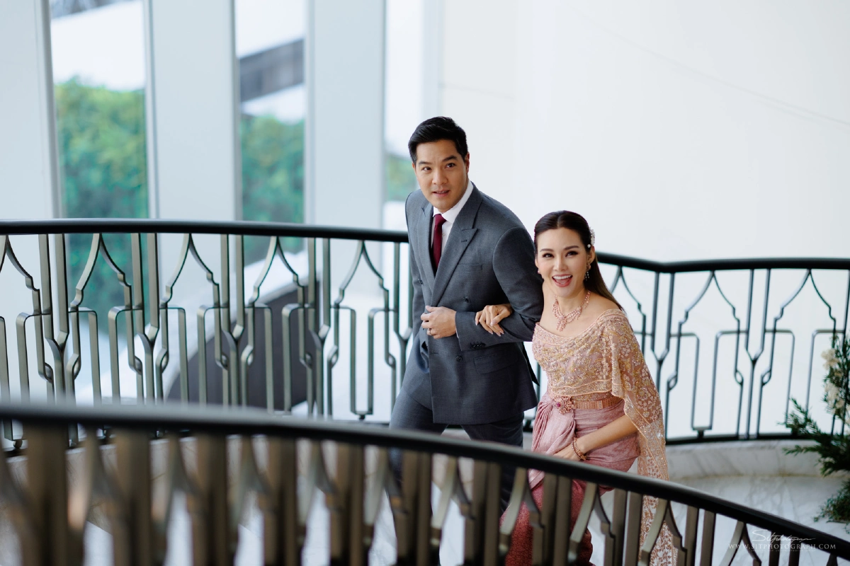  “หญิง-ตุลย์” ควงคู่เข้าพิธีวิวาห์สุดชื่นมื่น เหมาะสมกันราวกับกิ่งทองใบหยก