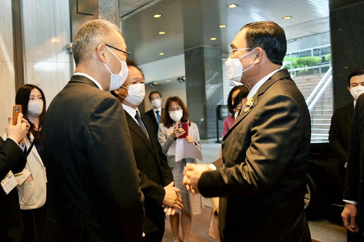 นายกฯ ถึงญี่ปุ่น เตรียมร่วมประชุม Nikkei Forum