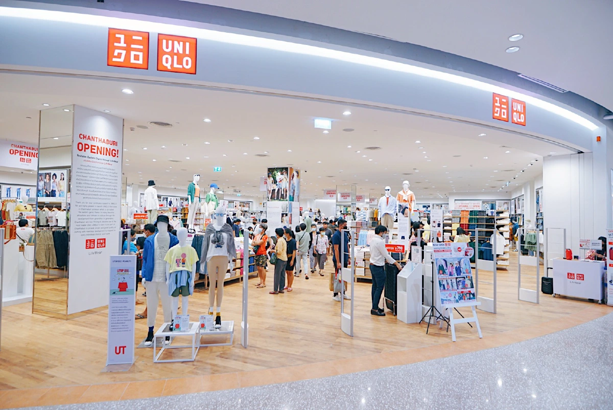 คนจันท์ลั่นกลองช้อปต้อนรับยูนิโคล่สาขาใหม่ เซ็นทรัล จันทบุรี 