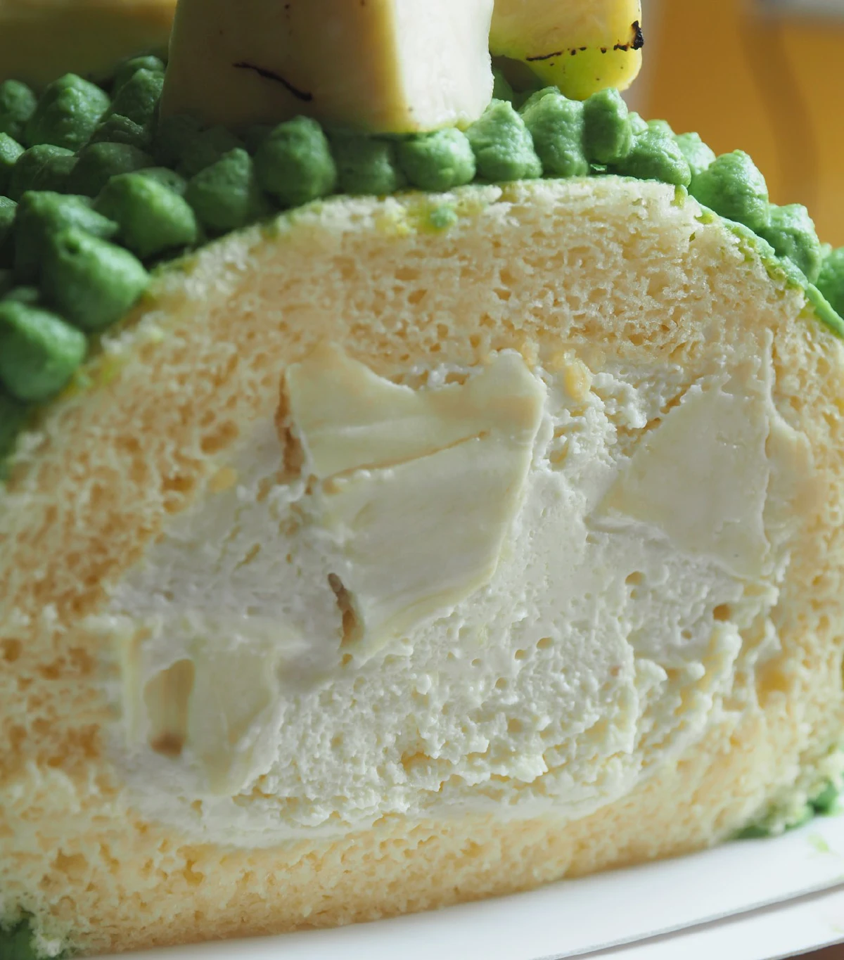 เต็มชิ้น เต็มคำ เต็มรสทุเรียน Burnt Durian Roll โรลทุเรียนหมอนทองเผา เมนูใหม่จาก Kyo Roll En