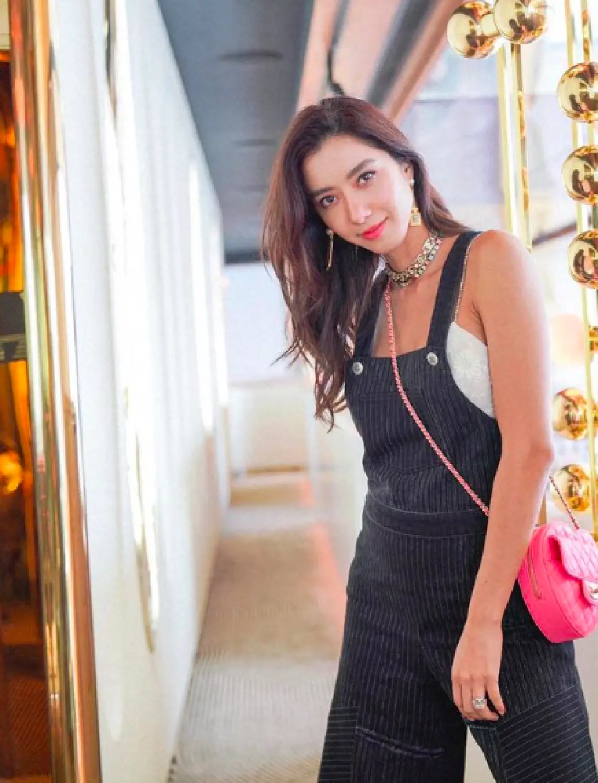  กระแทกตา กระแทกใจ! “ไอซ์ อภิษฎา” กับแหวนหมั้นเม็ดใหญ่เบ้อเริ่ม