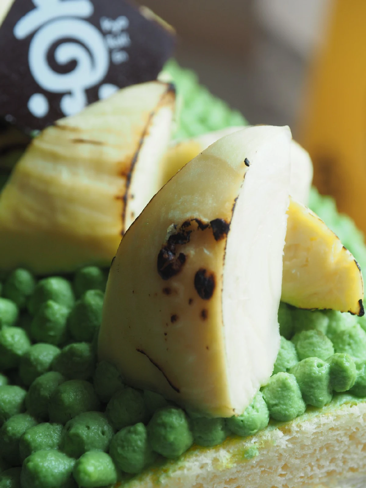 เต็มชิ้น เต็มคำ เต็มรสทุเรียน Burnt Durian Roll โรลทุเรียนหมอนทองเผา เมนูใหม่จาก Kyo Roll En