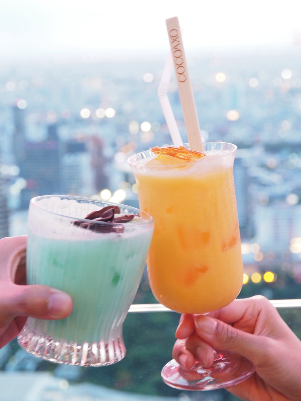 COCOA XO รูฟท็อปบาร์ระฟ้า แหล่งแฮงเอาท์ใหม่ในคอนเซ็ปต์ Sky-High Cognac and Chocolate