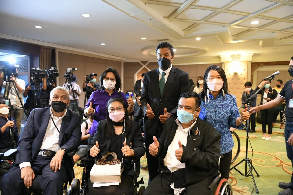 "ชัชชาติ"ผนึกเครือข่ายคนพิการผลักดันกทม.เป็นเมืองคุณภาพสำหรับทุกคน