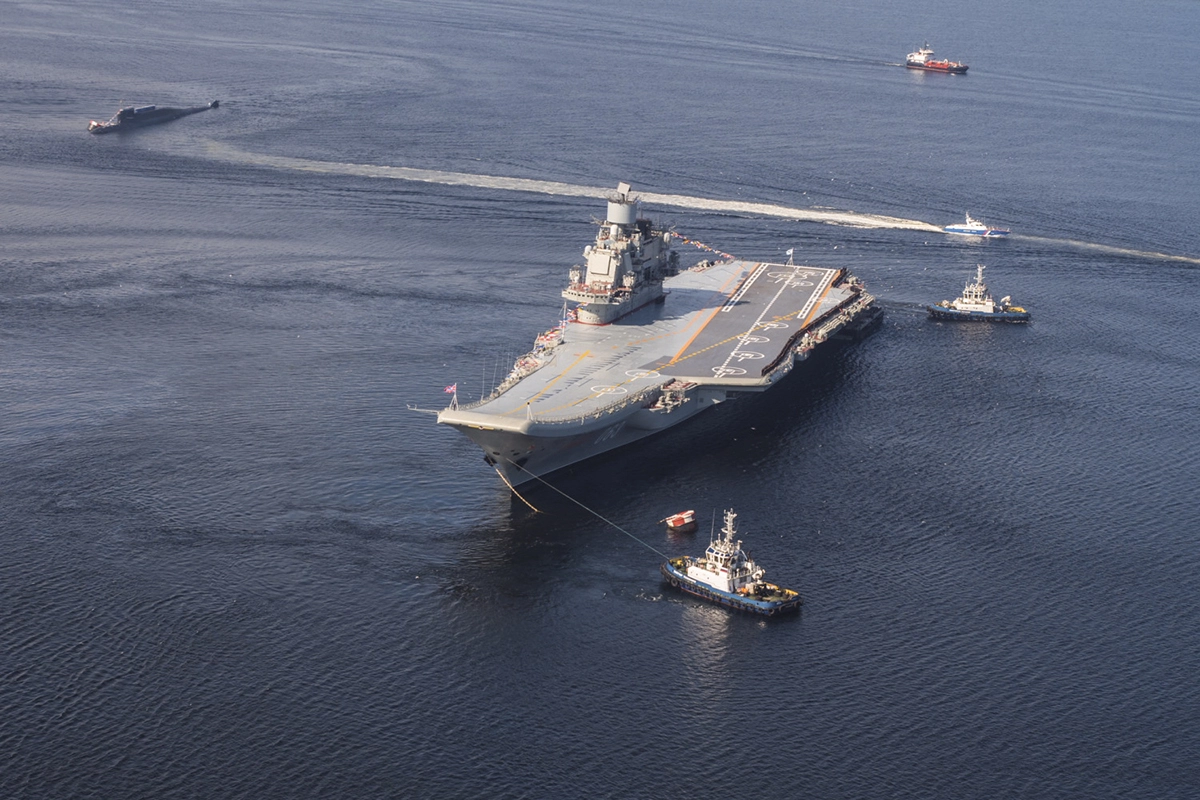Admiral Kuznetsov เรือบรรทุกเครื่องบินลำยักษ์ หนึ่งเดียวของรัสเซีย