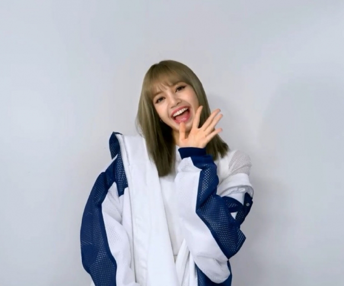 “ลิซ่า BLACKPINK” ปิดฉากค่ายมือถือ AIS  หลังเป็นพรีเซนเตอร์มานานกว่า 3 ปี