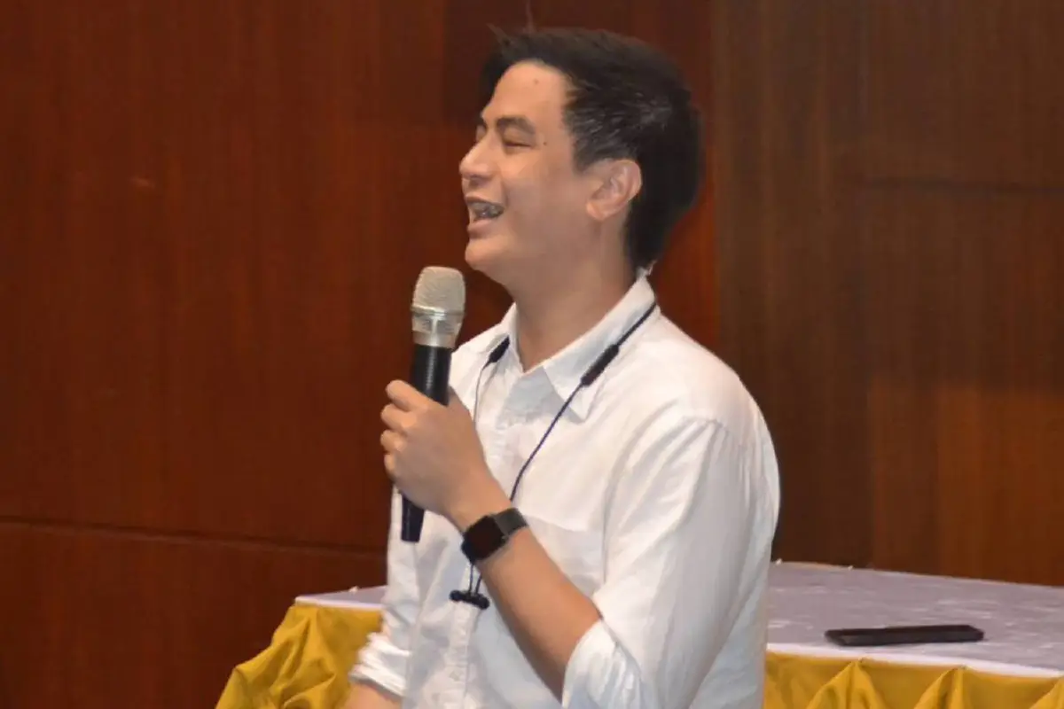 ก้าวหน้า-ก้าวไกล ลุยปลดล็อกท้องถิ่นขอแก้ไขรธน.หมวด14