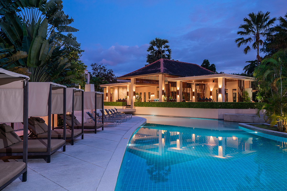 อิงแอบแนบธรรมชาติ เติมเต็มการพักผ่อนทุกช่วงเวลา @DEWA Phuket Resort and Villas 